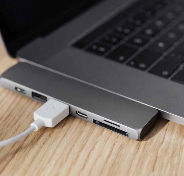 innovative digital internet hub